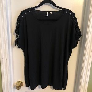 Black short sleeve blouse
